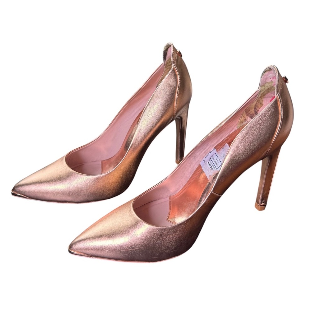 🌴 Ted Baker London Point Toe Rose Gold Pink Pump Heels